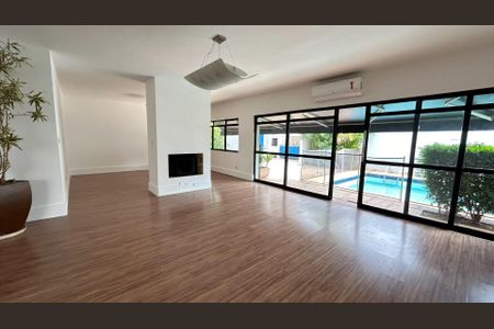 Casa para alugar com 4 quartos, 250m² em Jardim Paulista, Barueri