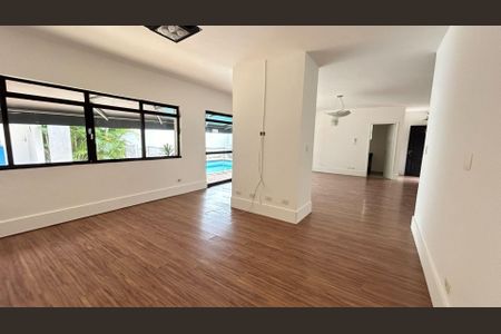 Casa para alugar com 4 quartos, 250m² em Jardim Paulista, Barueri