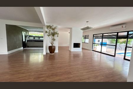 Casa para alugar com 4 quartos, 250m² em Jardim Paulista, Barueri