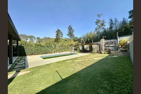 Casa para alugar com 360m², 4 quartos e 8 vagas