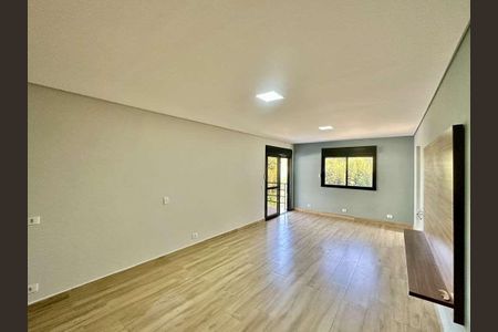 Casa para alugar com 360m², 4 quartos e 8 vagas