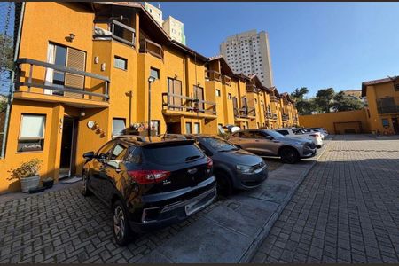 Casa de condomínio à venda com 92m², 3 quartos e 2 vagasGaragem