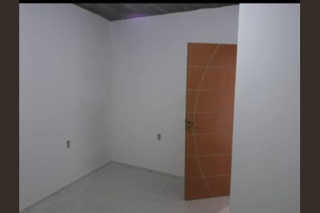 Quarto de casa para alugar com 2 quartos, 47m² em Vigário Geral, Rio de Janeiro