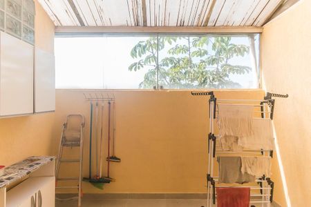 Casa de condomínio para alugar com 75m², 2 quartos e 2 vagasÁrea de Serviço