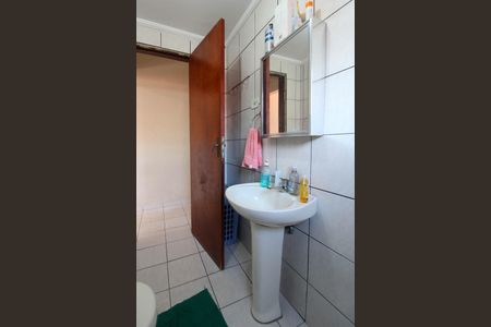 Casa à venda com 160m², 4 quartos e 2 vagasBanheiro 2