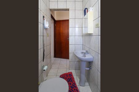 Casa à venda com 160m², 4 quartos e 2 vagasBanheiro Suíte 