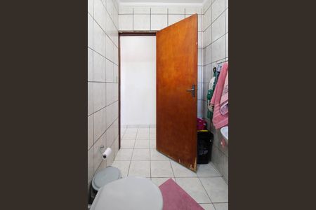 Casa à venda com 160m², 4 quartos e 2 vagasBanheiro 1