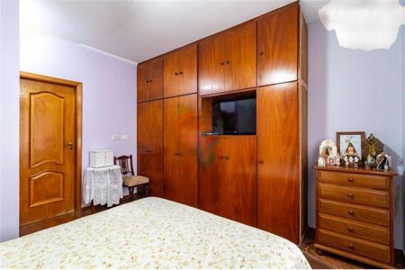 Casa à venda com 250m², 3 quartos e 4 vagas