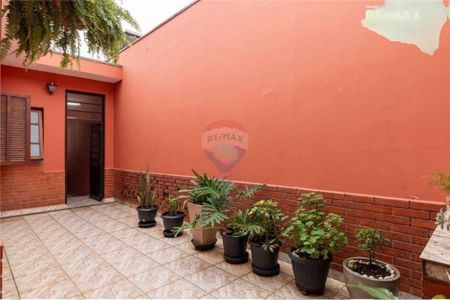 Casa à venda com 250m², 3 quartos e 4 vagas