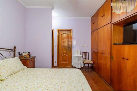 Casa à venda com 3 quartos, 250m² em Jardim Monte Kemel, São Paulo