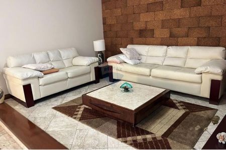 Casa à venda com 3 quartos, 194m² em Água Rasa, São Paulo