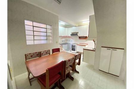Casa à venda com 101m², 2 quartos e 1 vaga