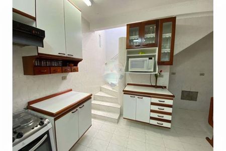 Casa à venda com 101m², 2 quartos e 1 vaga