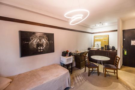 Sala  de apartamento à venda com 1 quarto, 39m² em Alphaville Industrial, Barueri