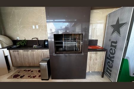 Casa de condomínio à venda com 400m², 4 quartos e 5 vagasÁrea externa