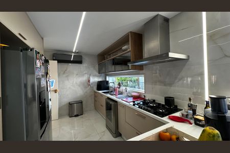 Casa de condomínio à venda com 400m², 4 quartos e 5 vagasCozinha