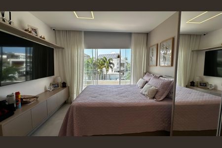 Casa de condomínio à venda com 400m², 4 quartos e 5 vagasSuíte 3