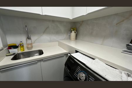 Casa de condomínio à venda com 400m², 4 quartos e 5 vagasÁrea de Serviço