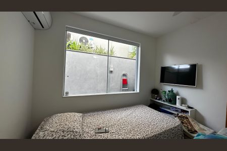 Casa de condomínio à venda com 400m², 4 quartos e 5 vagasQuarto de Serviço