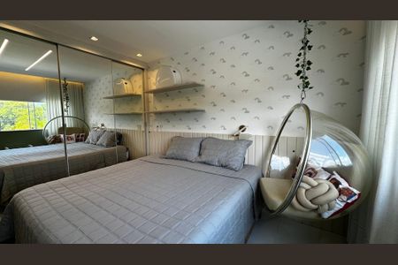 Casa de condomínio à venda com 400m², 4 quartos e 5 vagasSuíte 1