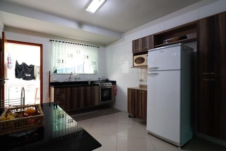 Casa à venda com 119m², 2 quartos e 2 vagasCozinha