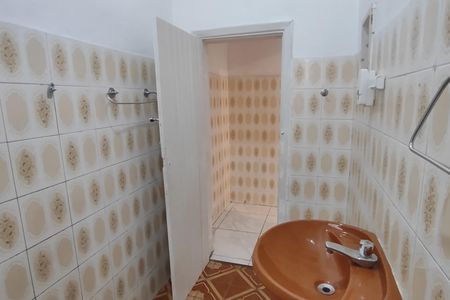 Casa à venda com 135m², 2 quartos e 1 vagaBanheiro
