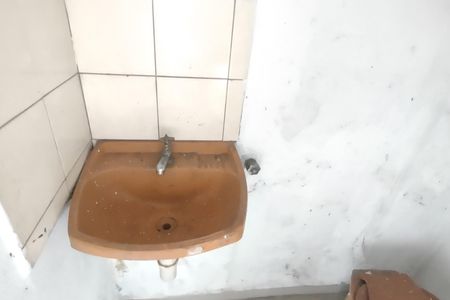 Casa à venda com 135m², 2 quartos e 1 vagaLavabo