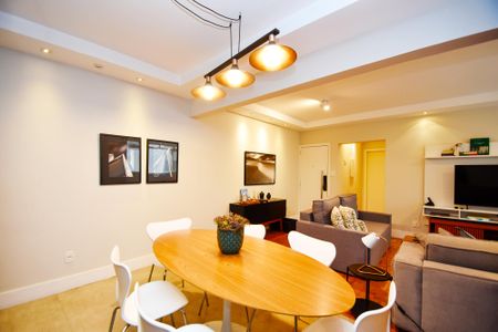 Sala de jantar de apartamento à venda com 2 quartos, 110m² em Jardim Paulista, São Paulo