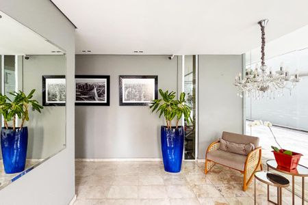 Apartamento à venda com 110m², 2 quartos e 1 vagaHall de entrada