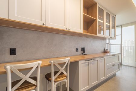 Apartamento à venda com 230m², 3 quartos e 4 vagasCozinha