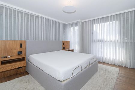 Apartamento à venda com 230m², 3 quartos e 4 vagasQuarto Suíte 1