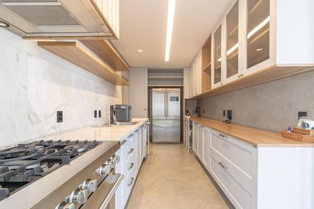 Apartamento à venda com 230m², 3 quartos e 4 vagasCozinha