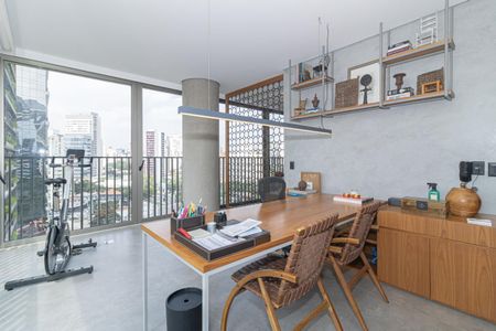 Apartamento à venda com 230m², 3 quartos e 4 vagasEscritório