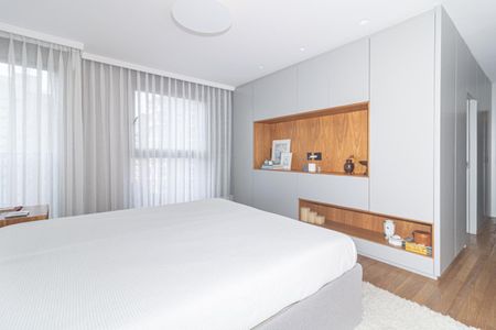 Apartamento à venda com 230m², 3 quartos e 4 vagasQuarto Suíte 1