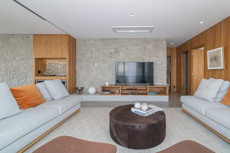 Apartamento à venda com 230m², 3 quartos e 4 vagasSala