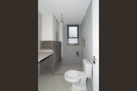 Apartamento à venda com 201m², 3 quartos e 3 vagasBanheiro 2 da Suíte 1