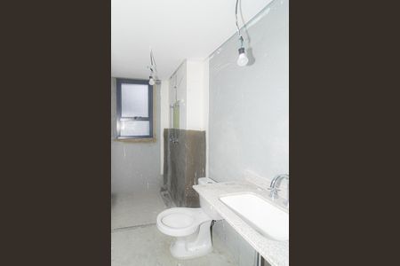 Apartamento à venda com 201m², 3 quartos e 3 vagasBanheiro da Suíte 2