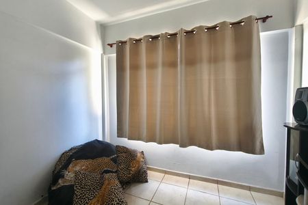 Casa à venda com 350m², 4 quartos e 3 vagas Casa à venda com 350m², 4 quartos e 3 vagasSala