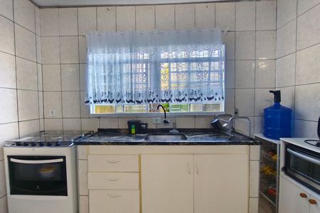 Casa à venda com 350m², 4 quartos e 3 vagas Casa à venda com 350m², 4 quartos e 3 vagasCozinha