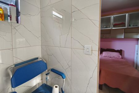Casa à venda com 350m², 4 quartos e 3 vagas Casa à venda com 350m², 4 quartos e 3 vagasBanheiro Suíte 2