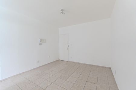 Studio à venda com 46m², 1 quarto e sem vaga Studio à venda com 46m², 1 quarto e sem vagaSala