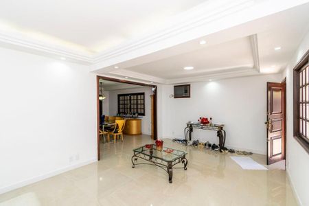 Sala de casa para alugar com 3 quartos, 250m² em Vila da Penha, Rio de Janeiro