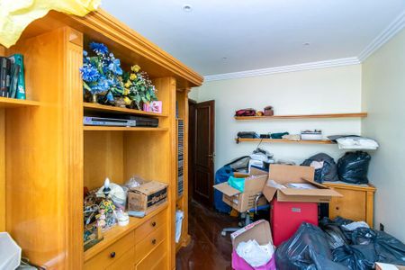 Casa à venda com 250m², 3 quartos e 4 vagas Casa à venda com 250m², 3 quartos e 4 vagasQuarto 2