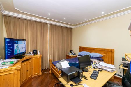 Casa à venda com 250m², 3 quartos e 4 vagas Casa à venda com 250m², 3 quartos e 4 vagasQuarto 3 Suíte