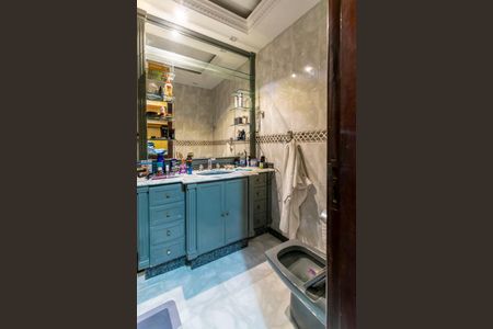 Casa à venda com 250m², 3 quartos e 4 vagas Casa à venda com 250m², 3 quartos e 4 vagasBanheiro da Suíte