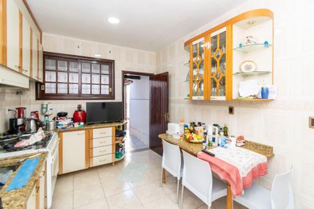 Casa à venda com 250m², 3 quartos e 4 vagas Casa à venda com 250m², 3 quartos e 4 vagasCozinha
