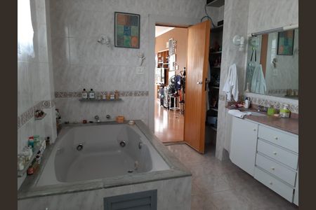 Apartamento à venda com 455m², 5 quartos e 3 vagasBanheiro