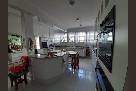 Apartamento à venda com 455m², 5 quartos e 3 vagasCozinha