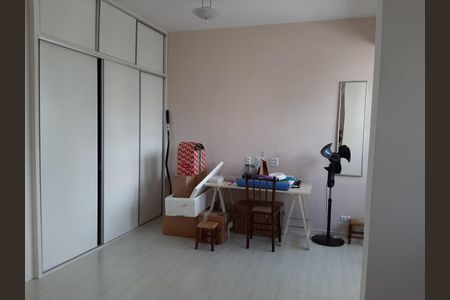 Apartamento à venda com 455m², 5 quartos e 3 vagasQuarto