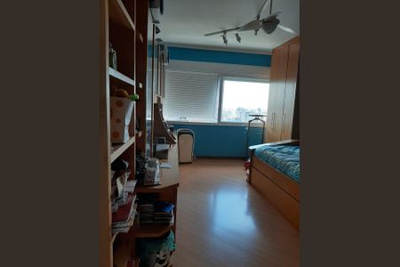 Apartamento à venda com 455m², 5 quartos e 3 vagasQuarto